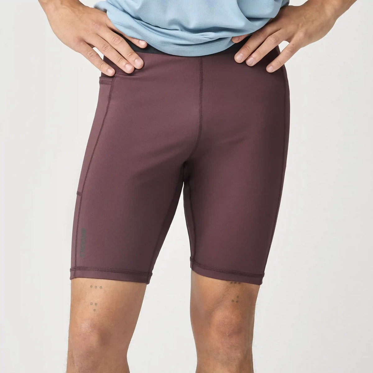 Dash Half Tight