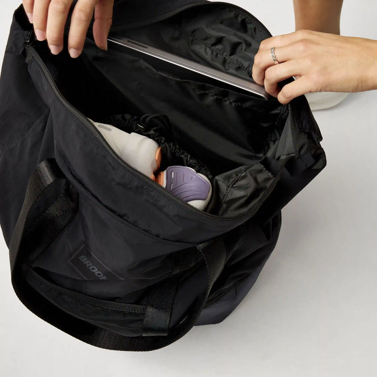 Stride Active Tote